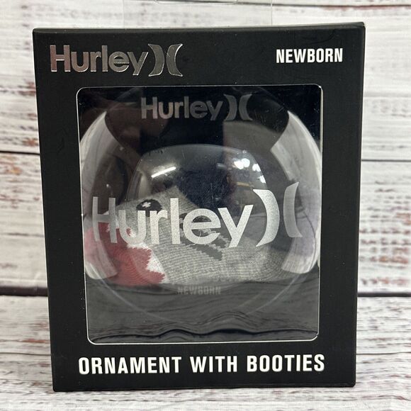 Hurley Ornament With Booties Baby Shark Design 0-6 Months New - Picture 1 of 4
